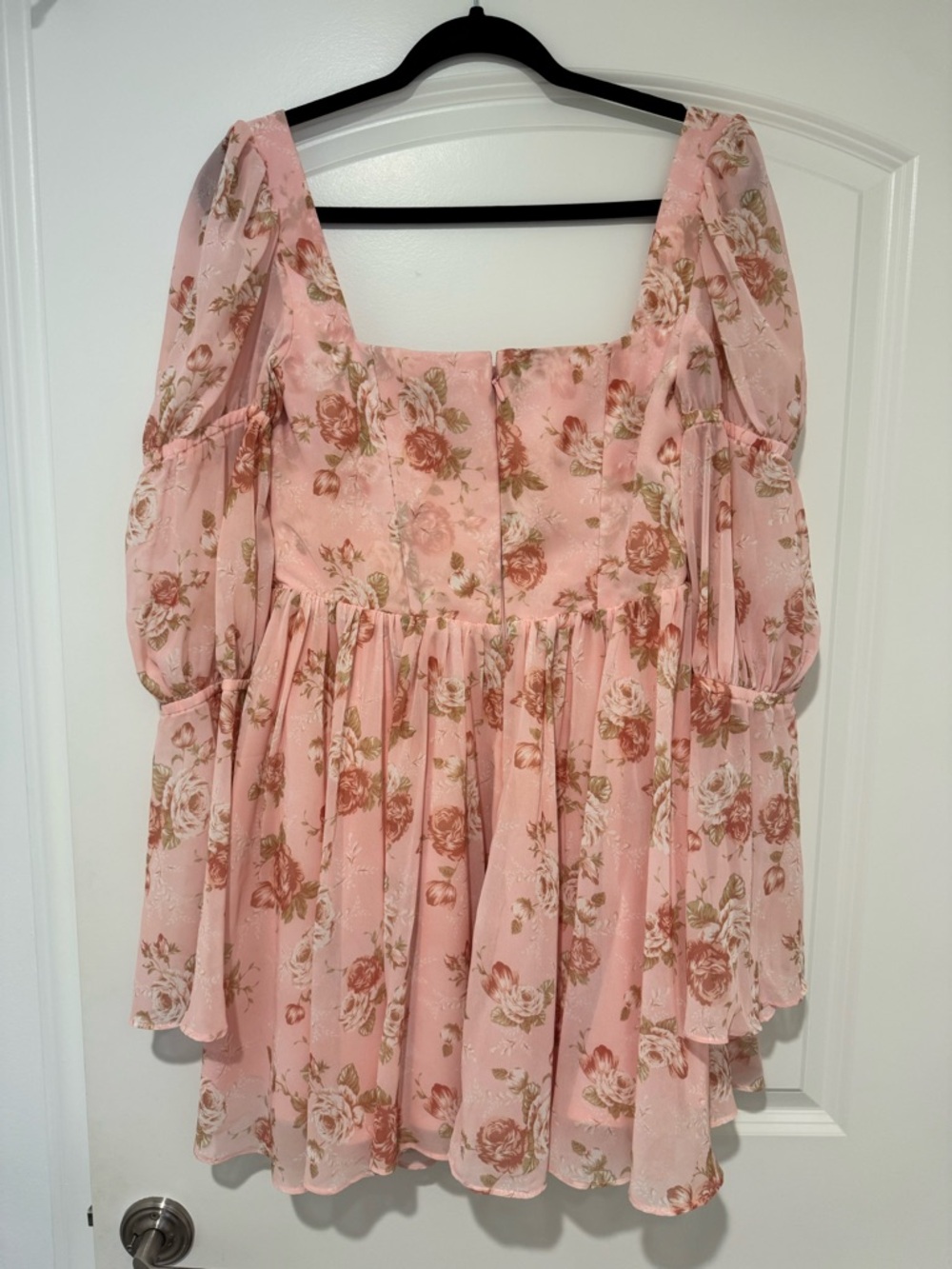 SOLD - House of CB SANCIA English Vintage Rose Print Puff Sleeve Mini Dress - Picture 7 of 11